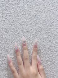 -进巍美甲美睫