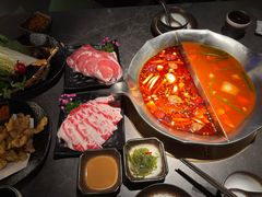 -湊湊火锅·茶憩(杭州湖滨银泰in77店)