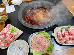 -重庆故事姊妹老火锅(财经学院店)