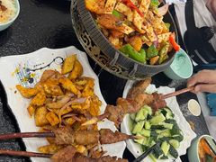 -撒拉人家.酸菜牦牛肉火锅