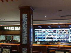 -八府香鸭·啫啫煲(华山路店)