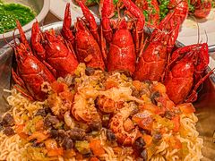 -龙巢盱眙龙虾·牛蛙·烧烤宵夜(八卦岭店)