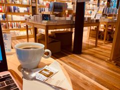 -猫的天空之城概念书店(杭州南宋御街店)