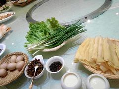 -阳光家常菜游客餐厅(千佛山店)