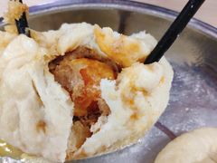 咸蛋黄超人包-老陶包子铺(南大西南村店)