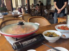 -湘力力小院·鱼汤泡饭(枫林路店)
