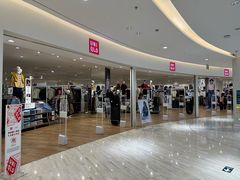 -优衣库(银川新华百货CCMall店)