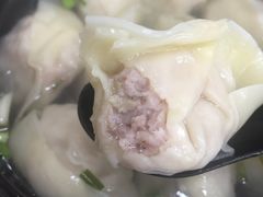三鲜大馄饨-万寿斋(山阴路店)