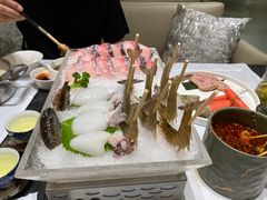 -红鼎豆捞·非遗鲍皇汤火锅(宝丰路店)