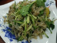 -湖南人家湘菜馆(镇江路店)