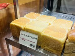 -君之狮子山·轻糖烘焙(松江印象城店)
