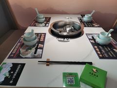 -马家斑.鲜鱼火锅(松湖万科店)