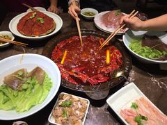-红九格老火锅(三峡广场店)