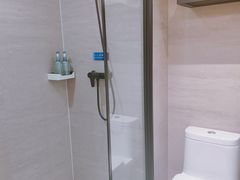 -汉庭(上海虹桥机场新店)
