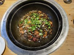 -咱屯子铁锅炖直营店(保利店)