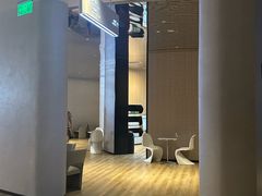 -涨巢·潮玩水疗局