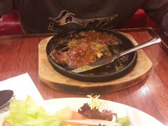 -玛格萝妮比萨屋(四平店)