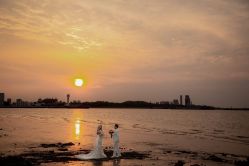 -巴黎时尚婚纱摄影(南汇店)