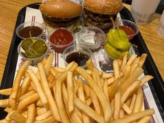 -The Habit Burger Grill 哈比特汉堡(爱琴海店)