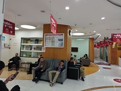 -雅悦齿科(顾村公园店)