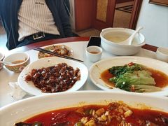 -鸿宾楼(展览馆路店)