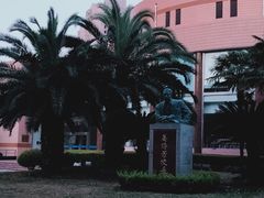 -上海外国语大学(虹口校区)