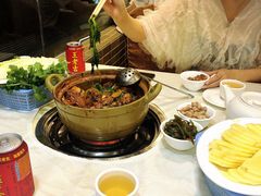-渝君重庆火锅(嘉宾路店)