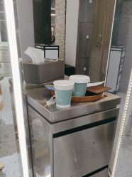 -PE SALON 