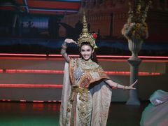 -金东尼人妖秀