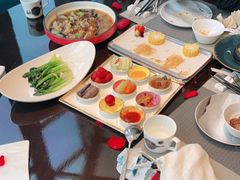 -江上荟·创意中国菜(绿地缤纷城店)