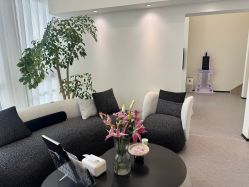 -JNK皮肤管理中心