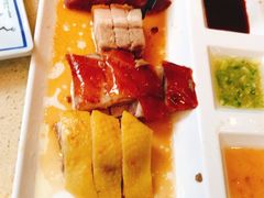 烧味四拼-明腾壹间茶餐厅(新都会花园广场店)