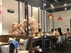 大堂-尚尚仙·酸汤猪手·猪肚鸡火锅(华联万柳购物中心店)