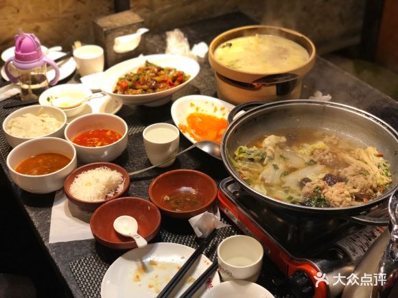 湘味小镇(青年路店) - f麻的太原美食全记录的相册 - 太原美食 - 大众