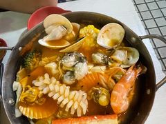 泡菜海鲜锅-张妈台式锅烧(深大店)