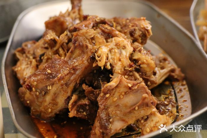 乐兔串工坊(新玛特店)辣鸡架图片