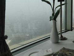 -东方豪景花园酒店·怡景旋转餐厅