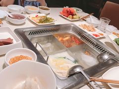 -海底捞火锅鲜切牛肉主题店(长寿路店)