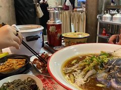 -五马集·海鲜·温州大牌档(黑金冠五马街十字路口店)