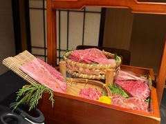 -山川小町·极番烧肉(新地假日广场店)