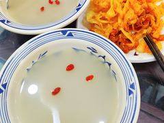 -牛一嘴·兰州牛肉面·大盘鸡(财富中心店)