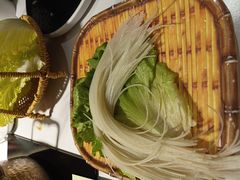 -椰子湾·海南火锅·糟粕醋·椰子鸡(正大广场店)