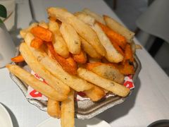 -春树下·树屋花房西餐厅(罍街AS1980店)