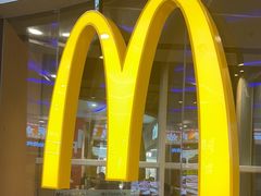 -麦当劳(中二横路店)
