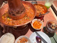 土司铜锅油焖鸡-浩海火燒雲傣家菜(芮欧百货店)