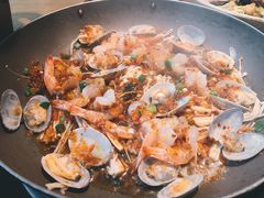 花甲爱上脆脆虾-吃饭皇帝大(合生汇店)