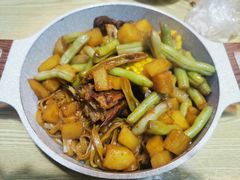 -内蒙焖面大盆骨餐馆(山大路店)