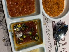 -唯成•韩国炭火烤肉 유성고기