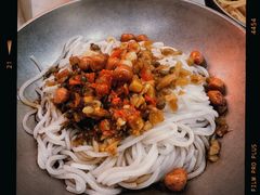 -粉观右江西鲜辣米粉(天地店)