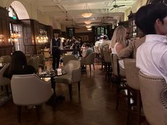 -LONG BAR 廊吧(外滩华尔道夫酒店)